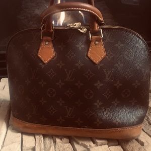 AUTHENTIC LOUIS VUITTON ALMA